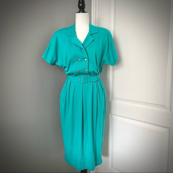 Vintage Dresses & Skirts - 4 for $20 🖤 VINTAGE 80’s Secretary Belted Suit Dress